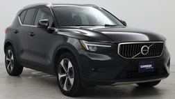 2023 Volvo XC40 B5 Plus Bright Theme