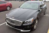 2019 Kia K900 Luxury