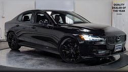 2022 Volvo S60 Recharge T8 R-Design Black Edition