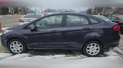 2013 Ford Fiesta SE