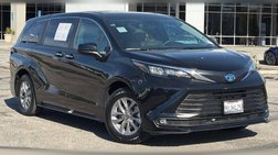 2025 Toyota Sienna XLE