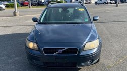2005 Volvo V50 T5