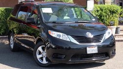2017 Toyota Sienna LE
