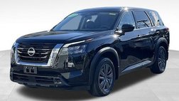 2023 Nissan Pathfinder S