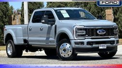 2025 Ford F-450 Super Duty Platinum