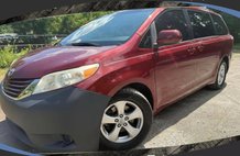 2015 Toyota Sienna LE