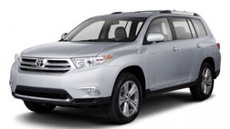 2013 Toyota Highlander SE