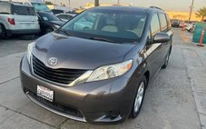 2012 Toyota Sienna LE 7-Passenger