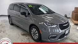 2025 Chrysler Pacifica Hybrid Select