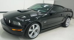 2005 Ford Mustang GT Premium