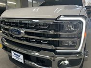 2026 Ford Super Duty F-350 Lariat