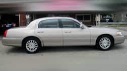 2003 Lincoln Town Car Signature