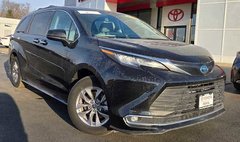 2022 Toyota Sienna XLE