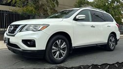 2018 Nissan Pathfinder SV