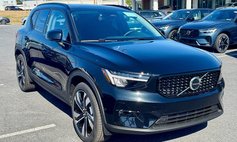 2026 Volvo XC40 B5 Plus