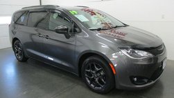 2019 Chrysler Pacifica Touring L Plus