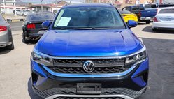 2023 Volkswagen Taos SE 4Motion