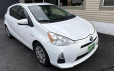 2013 Toyota Prius c Base