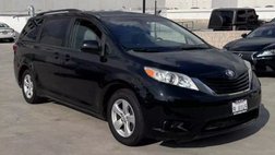 2015 Toyota Sienna LE
