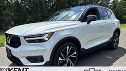 2020 Volvo XC40 T5 R-Design