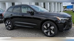2025 Volvo XC60 T8 Plus Dark Theme