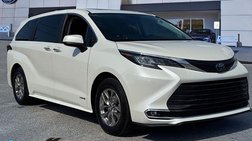 2021 Toyota Sienna XLE