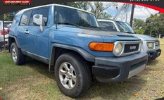 2011 Toyota FJ Cruiser Base
