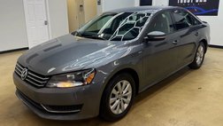 2014 Volkswagen Passat 1.8T Wolfsburg Edition