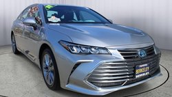 2021 Toyota Avalon Hybrid XLE