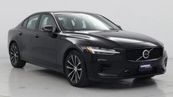 2023 Volvo S60 Recharge T8 Plus Dark Theme