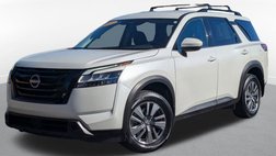 2022 Nissan Pathfinder SV