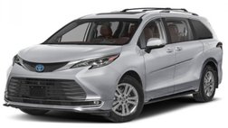 2025 Toyota Sienna Platinum 7-Passenger