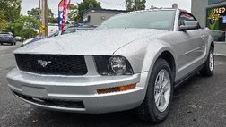 2007 Ford Mustang V6 Deluxe