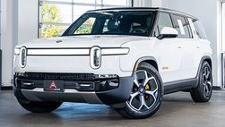 2023 Rivian R1S Adventure