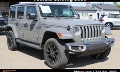 2023 Jeep Wrangler Sahara 4WD