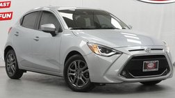 2020 Toyota Yaris Hatchback XLE