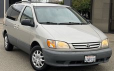 2001 Toyota Sienna LE