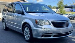 2012 Chrysler Town and Country Touring
