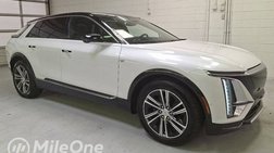 2025 Cadillac LYRIQ Luxury 1