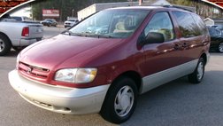 1998 Toyota Sienna LE