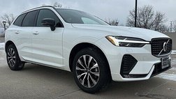 2025 Volvo XC60 B5 Core Dark Theme