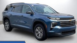 2025 Chevrolet Traverse LT