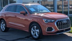 2021 Audi Q3 quattro Premium 40 TFSI