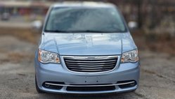 2016 Chrysler Town and Country Touring-L