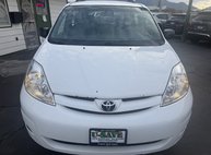 2008 Toyota Sienna CE 7-Passenger
