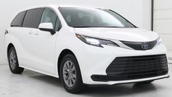 2023 Toyota Sienna LE 8-Passenger