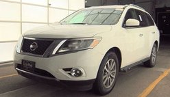 2016 Nissan Pathfinder SV