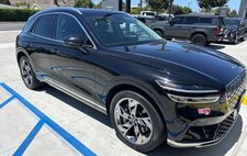 2023 Genesis Electrified GV70 Base