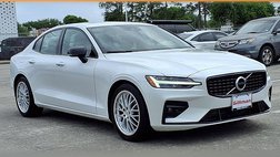 2021 Volvo S60 T5 Momentum