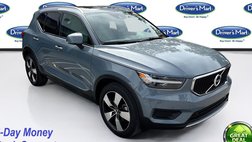 2020 Volvo XC40 T5 Momentum